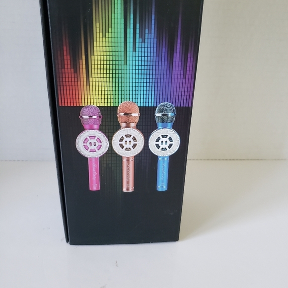 NWT,Fishoaky Karaoke Microphone. - Picture 7 of 8